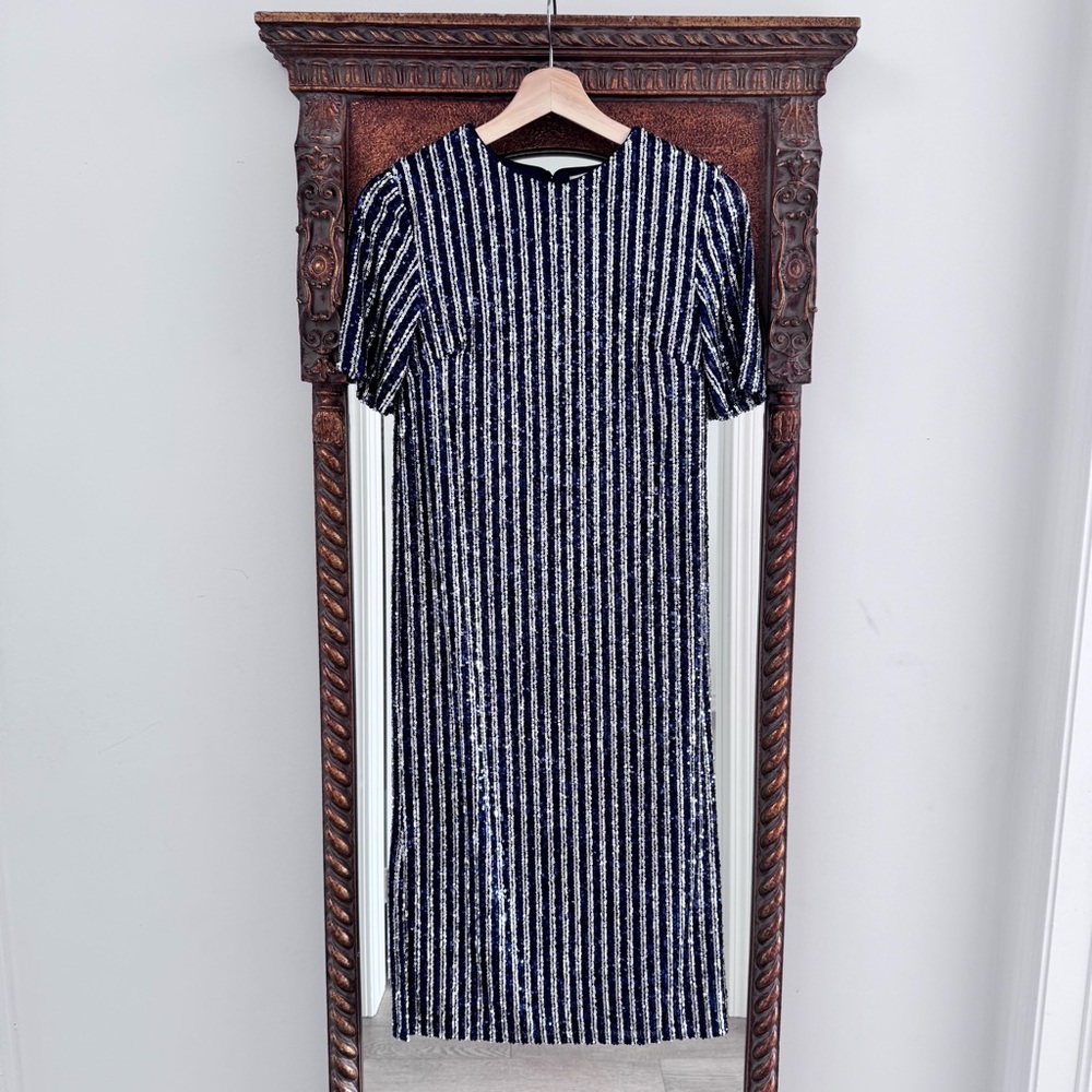 Anthropologie Flat White XXS Short-Sleeve Sequin Stripe Midi Dress Side Slit